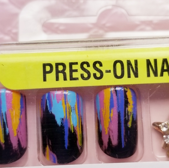 Fing'rs Prints  Press-on Nails 3 packs - Picture 9 of 10